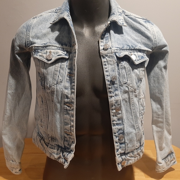 Womens denim jacket - Picture 1 of 3